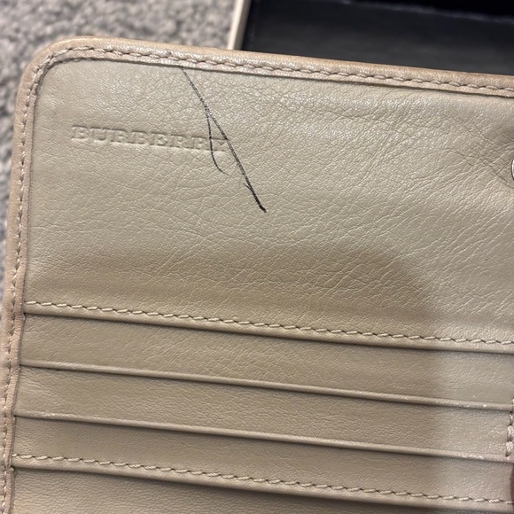 Burberry Checkered Wallet in Brown and Tan - Picture 5 of 5